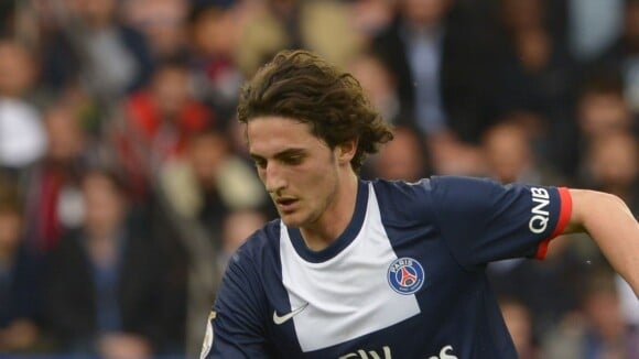 Adrien Rabiot (PSG) défend sa mère face aux attaques