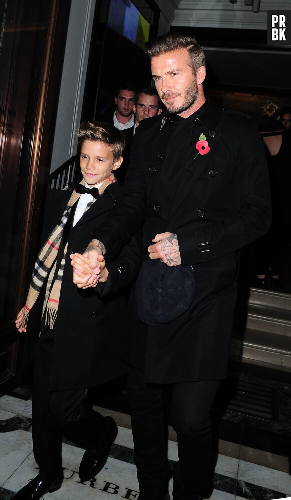 Romeo et David Beckham : duo classe à la soirée Burberry, le 3 novembre 2014 à Londres
