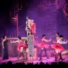 Love Circus : la troupe lors de l'avant-première, le 28 ocobre 2014, aux Folies Bergères