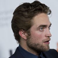 Robert Pattinson : horreur, il invente la coupe de cheveux "ticket de métro"