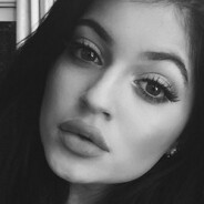 Kylie Jenner : ses lèvres gonflées par la chirurgie ? Elle répond enfin