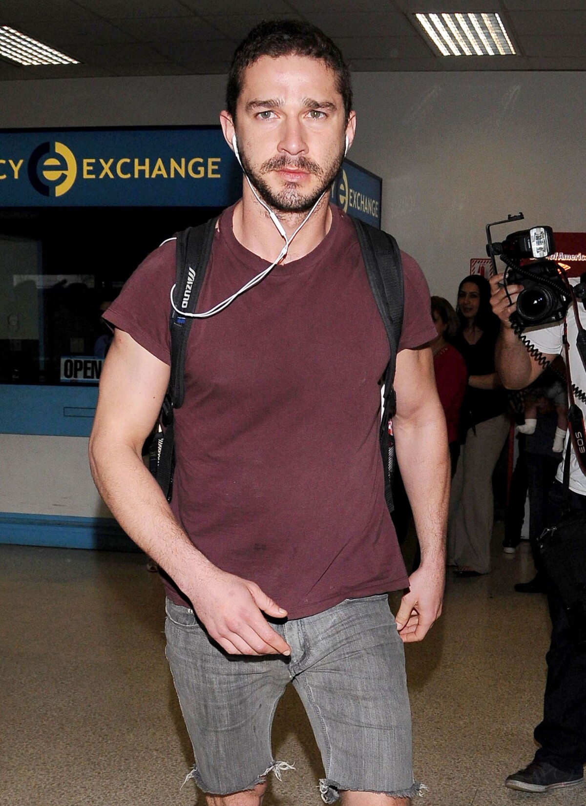 Photo : Shia LaBeouf aurait été abusé sexuellement pendant une - Who Is Shia LaBeouf’s Wife? Hollywood’s Most Talked-About Union