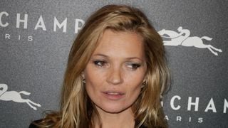 Alice Belaïdi transparente, Kate Moss ultra décolletée... Soirée chic et choc pour Longchamp à Paris