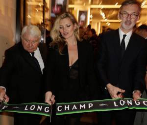 Kate Moss à l'ouverture de la boutique Longchamp sur les Champs Elysées à Paris, le 4 décembre 2014