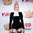  Rita Ora prend la pose au Jingle Ball de New York, le 12 d&eacute;cembre 2014 
