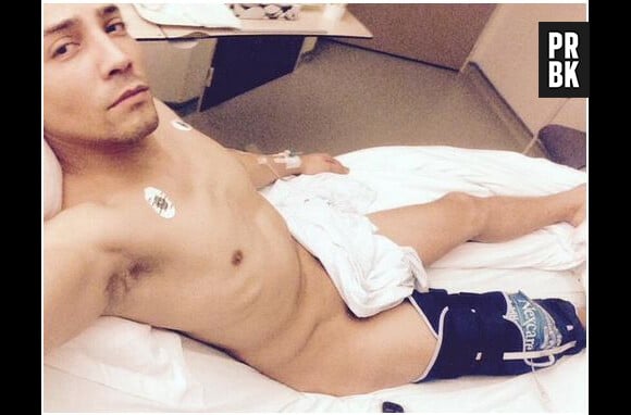 Steevy Boulay nu sur son lit d'hôpital, le 2 janvier 2015