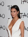Kim Kardashian transformée pour la Une de Love Magazine