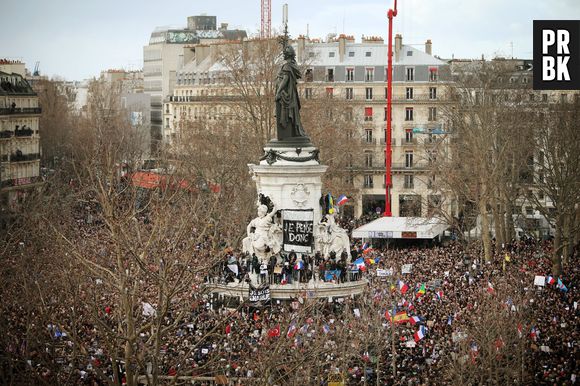 La place de la République envahie par les Français pour la marche républicaine contre le terrorisme à Paris à Paris, le 11 janvier 2014