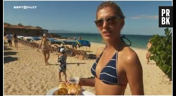 Camille Cerf en bikini pendant son voyage d'intégration dans les Caraïbes