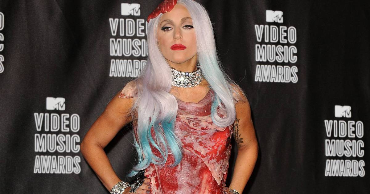 Lady Gaga robe en viande aux MTV Video Music Awards 2010 Purebreak