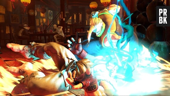 Street Fighter 5 : Charlie Nash casse des bouches