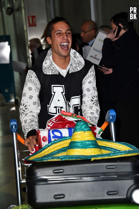 Eddy (Les Anges 7) à l'aeroport Roissy Charles de Gaulle le dimanche 15 mars 2015