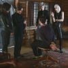 Once Upon a Time saison 4, épisode 15 : Regina, Gold, Maléfique, Cruella et August sur une photo