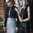 Once Upon a Time saison 4, épisode 15 : Maléfique (Kristin Bauer Van Straten) et Cruella (Victoria Smurfit) sur une photo