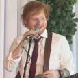  Ed Sheeran : sa belle surprise &agrave; deux jeunes mari&eacute;s 