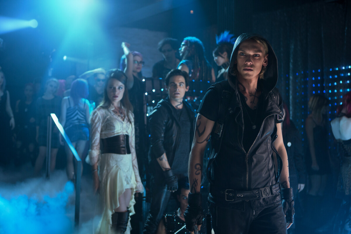 Photo : The Mortal Instruments : la série arrive bientôt - Volum ...