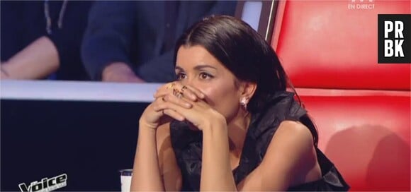 The Voice 4 : Jenifer dépitée en devant choisir entre Manon Palmer et Côme lors du premier prime en direct sur TF1 le 4 avril 2015