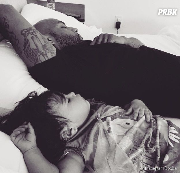 Booba : papa gaga avec sa fille Luna sur Instagram, le 21 mars 2015