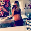 Stéphanie Clerbois mince et sexy après son accouchement, le 28 mars 2015 sur Instagram