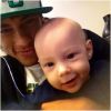 Neymar et son fils Davi Lucca : selfie sur Instagram en mai 2012
