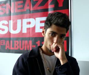 Sneazzy : le rappeur de 1995 sort "SUPER", son premier album solo dans les bacs le 11 mai 2015