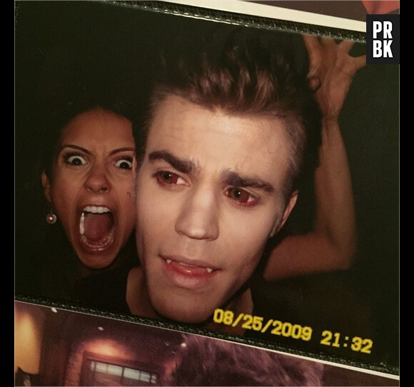 Nina Dobrev et Paul Wesley sur une photo souvenir du tournage de The Vampire Diaries