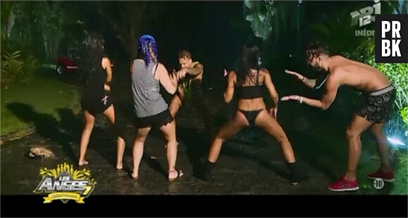 Jessica (Les Anges 7) : booty shake sexy sous la pluie devant Vincent Queijo