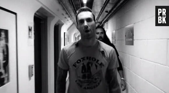 Adam Levine dans le nouveau clip 'This Summer's Gonna Hurt Like A Motherfucker' de Maroon 5