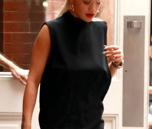 Rita Ora montre tout &agrave; New York le 23 juin 2015