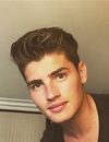 Gregg Sulkin sexy sur Instagram