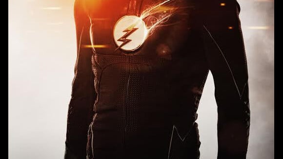 The Flash saison 2 : nouveau costume pour Barry Allen