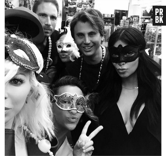Kim Kardashian : star généreuse, elle vient fêter l'anniversaire de sa plus grande fan à la Nouvelle Orléans, août 2015