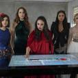 Pretty Little Liars saison 6, épisode 10 : Lucy Hale, Troian Bellisario, Janel Parrish, Shay Mitchell et Ashley Benson sur une photo