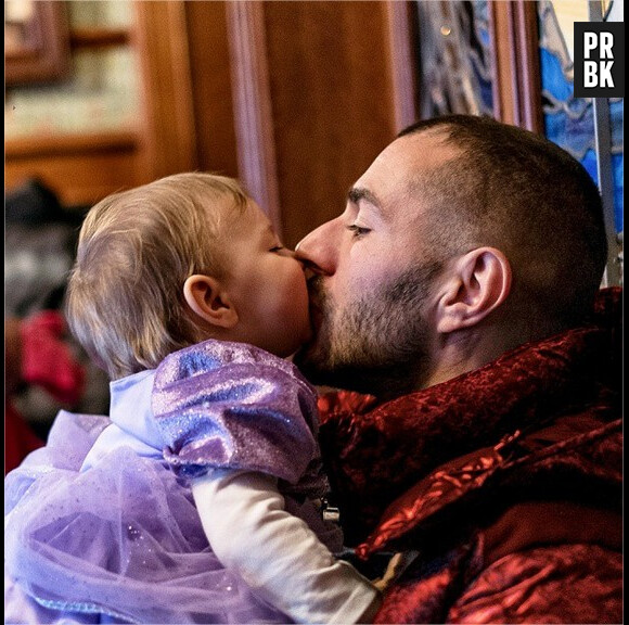 Karim Benzema papa gaga avec sa fille Mélia sur Instagram, le 11 août 2015 