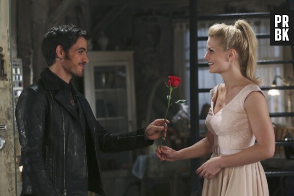 Once Upon a Time saison 5 : Hook peut-il sauver Emma ?