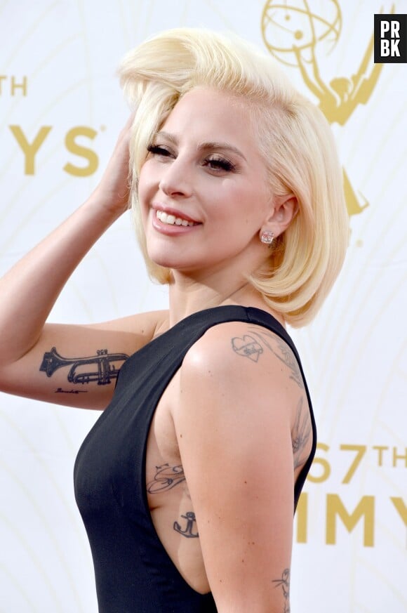Lady Gaga sur le tapis rouge des Emmy Awards, le 20 septembre 2015