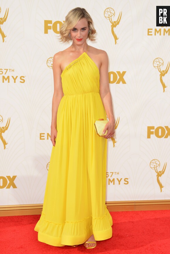 Taylor Schilling sur le tapis rouge des Emmy Awards, le 20 septembre 2015