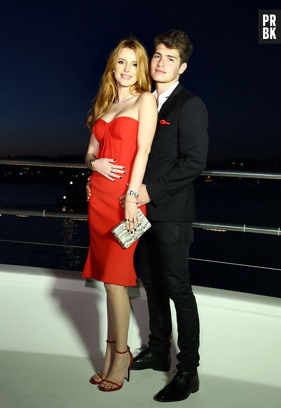 Bella Thorne et son petit ami Gregg Sulkin à la soirée d'anniversaire des 18 ans de Bella Thorne, le 10 octobre 2015 à Los Angeles