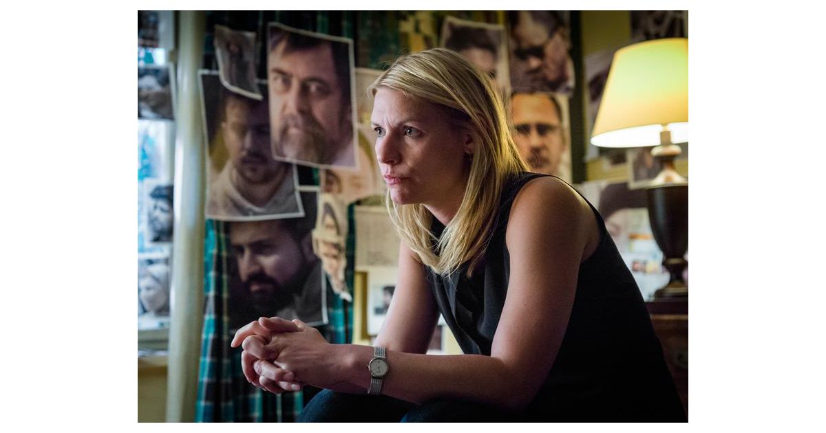 Homeland saison 5, épisode 3 : Claire Danes (Carrie) sur une photo