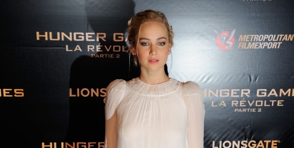 Jennifer Lawrence à l&#039;avant-première de Hunger Games 4 à Paris le 9 novembre 2015