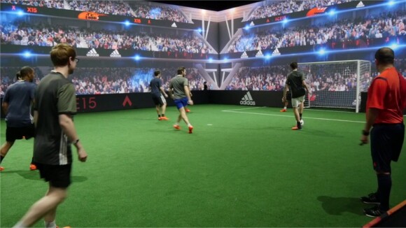 Future Arena : on a testé l'incroyable arène digitale d'Adidas