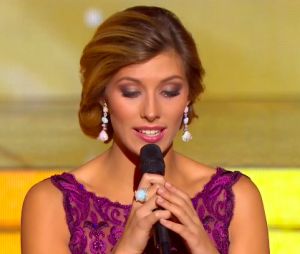 Camille Cerf lors de la soirée Miss France 2016, le 19 décembre 2015 à Lille