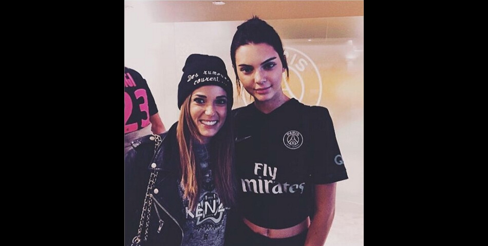 Capucine Anav pose avec Kendall Jenner en octobre 2015