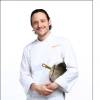 Top Chef 2016 : Pierre Meneau (29 ans) : Chef de son restaurant “Crom’Exquis” (Paris) / Ses Mentors : Marc Meneau et Michel Guérard / Fils de Marc Meneau, célèbre Chef cuisinier 3 étoiles.