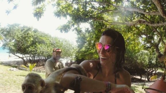 Laury Thilleman dévoile ses vacances sexy en bikini en Colombie sur Instagram