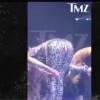 Jennifer Lopez craque son costume en plein concert à Las Vegas