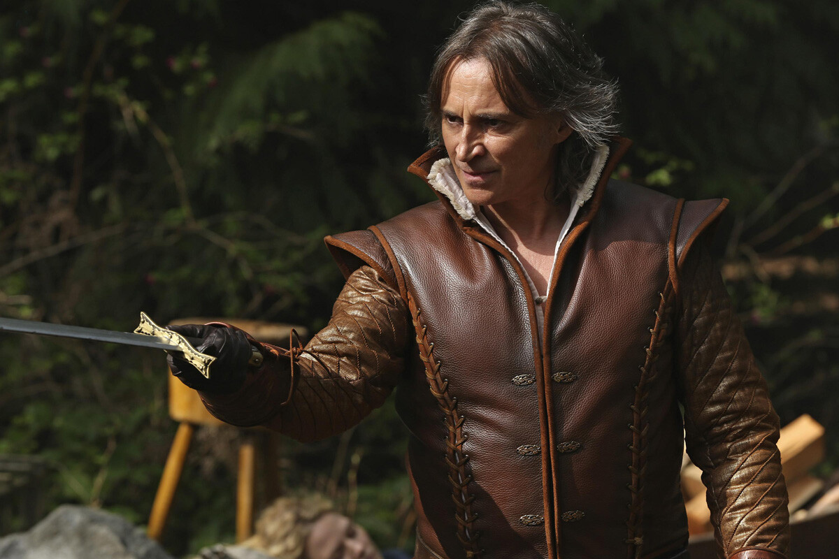Photo : Once Upon a Time saison 4 : Rumple et Belle réunis - PureBreak