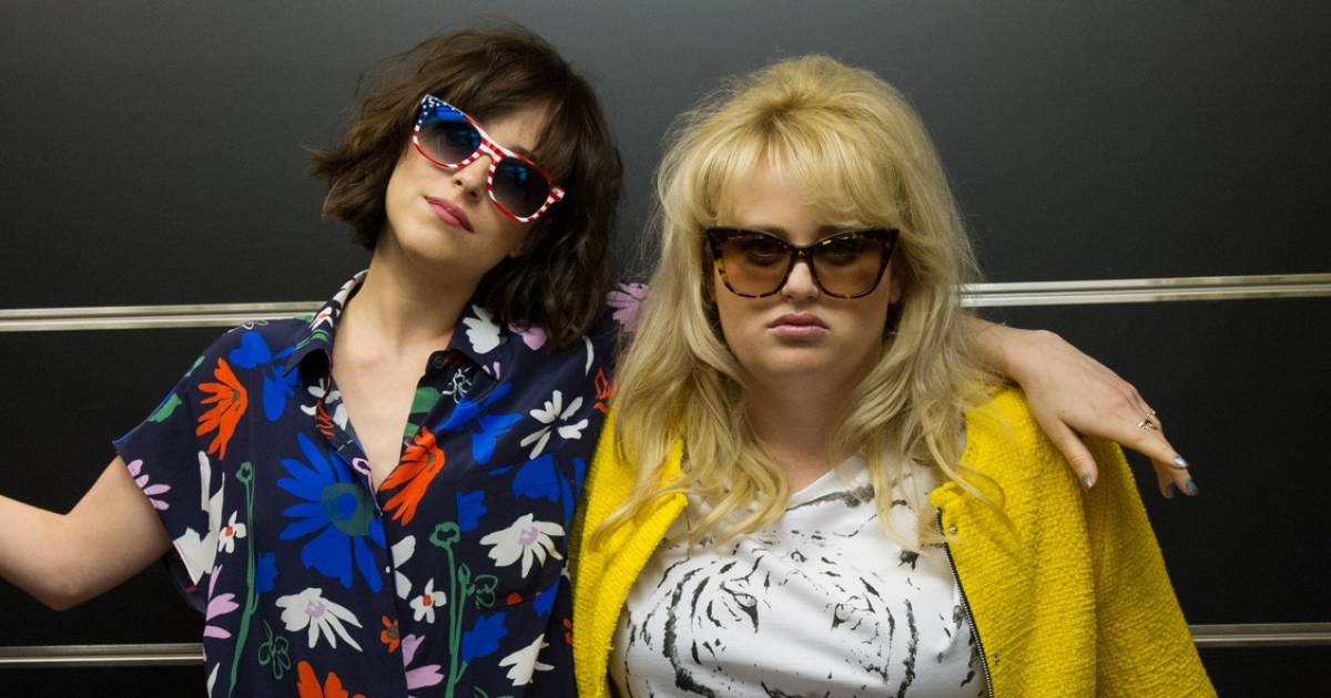 Célibataire Mode Demploi Rebel Wilson Et Dakota Johnson - 