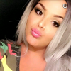 Sarah Fraisou (Les Anges 8) : cheveux gris et décolleté XL sur Snapchat