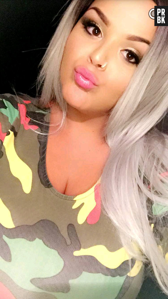 Sarah Fraisou (Les Anges 8) : cheveux gris et décolleté XL sur Snapchat
